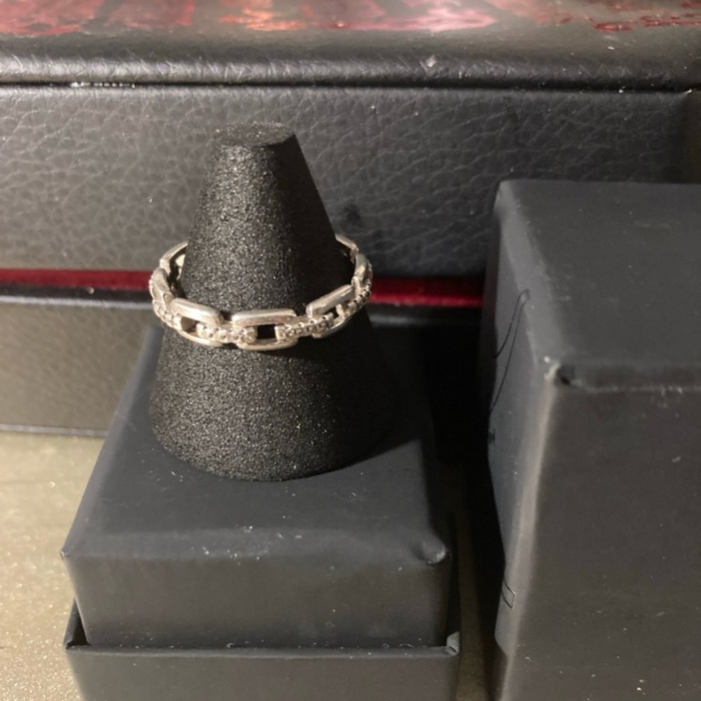 Elegant Silver Chain Link Ring